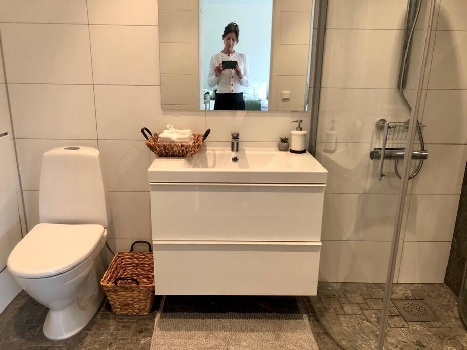 Cozy Modern Studio Apartment Stay 팔켄베리 외부 사진